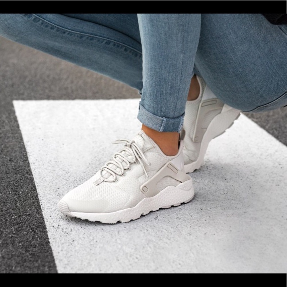 Nike Air Huarache Run Ultra shoes